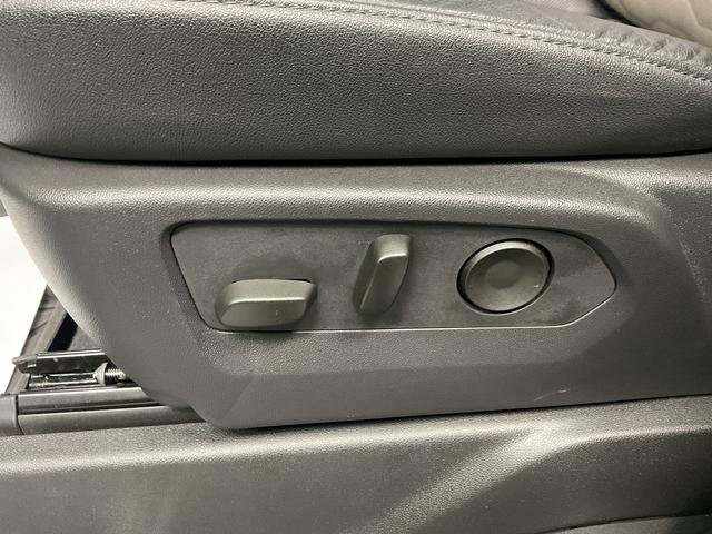 Used 2025 Chevrolet Silverado 1500 ZR2 w/ Technology Package image 10