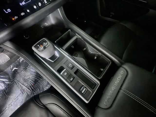 Used 2023 Nissan Pathfinder SV FWD image 25