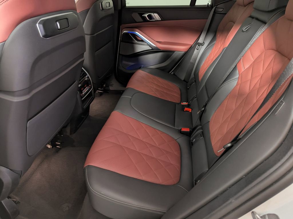 Used 2026 BMW X6 M60i image 48