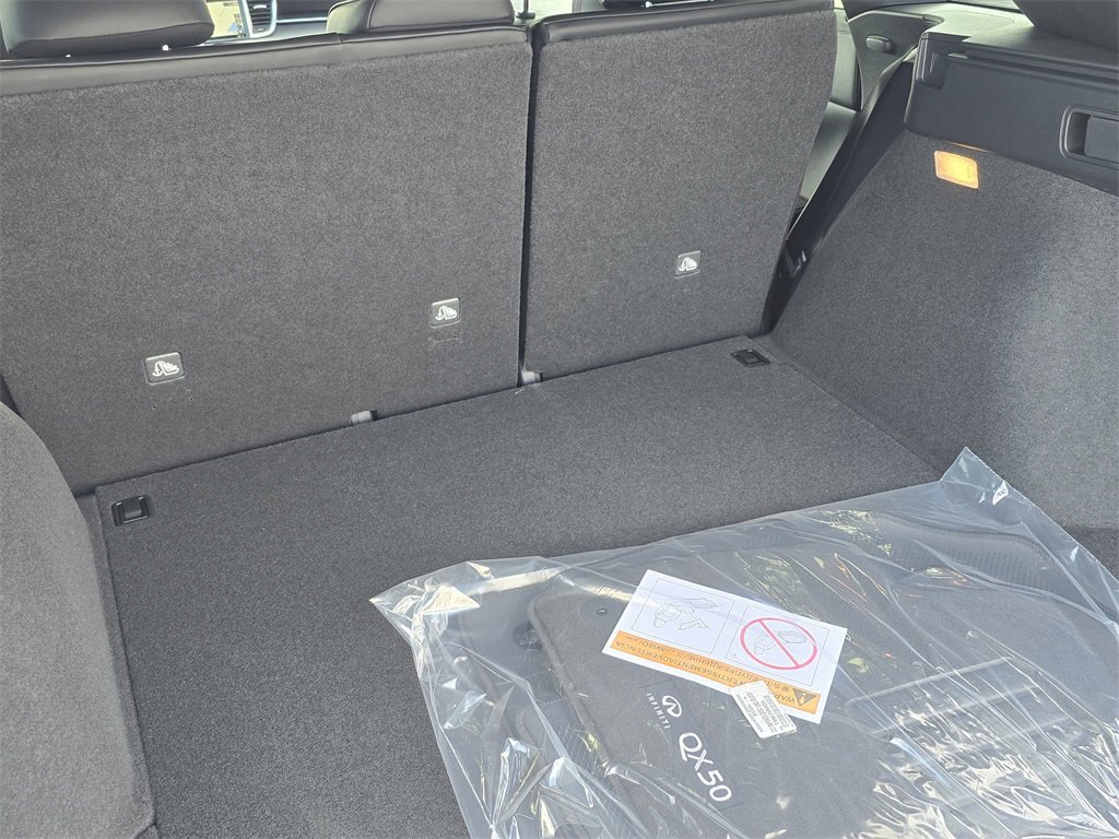 New 2025 INFINITI QX50 Sport image 7