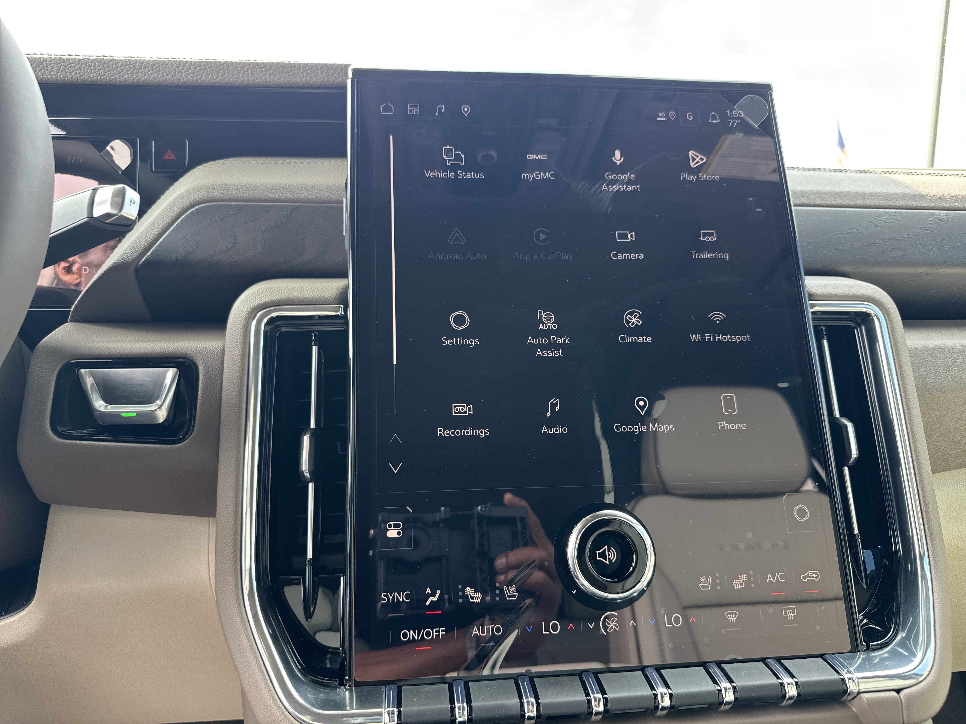 New 2026 GMC Yukon XL Denali w/ Denali Reserve Package RWD image 27