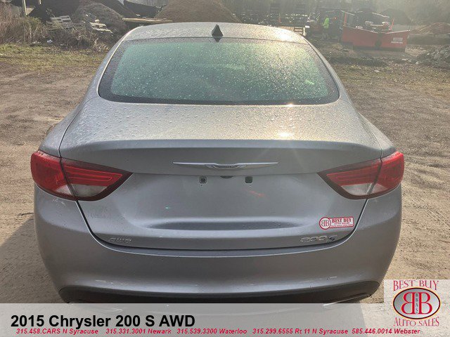 Used 2015 Chrysler 200 S w/ Navigation & Sound Group I image 6