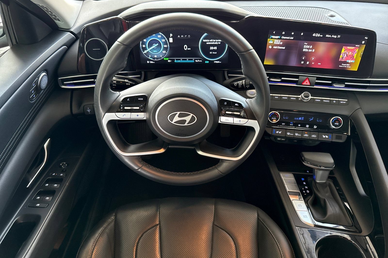 Used 2025 Hyundai Elantra Limited FWD image 14