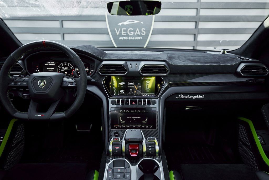 Used 2024 Lamborghini Urus Performante image 57
