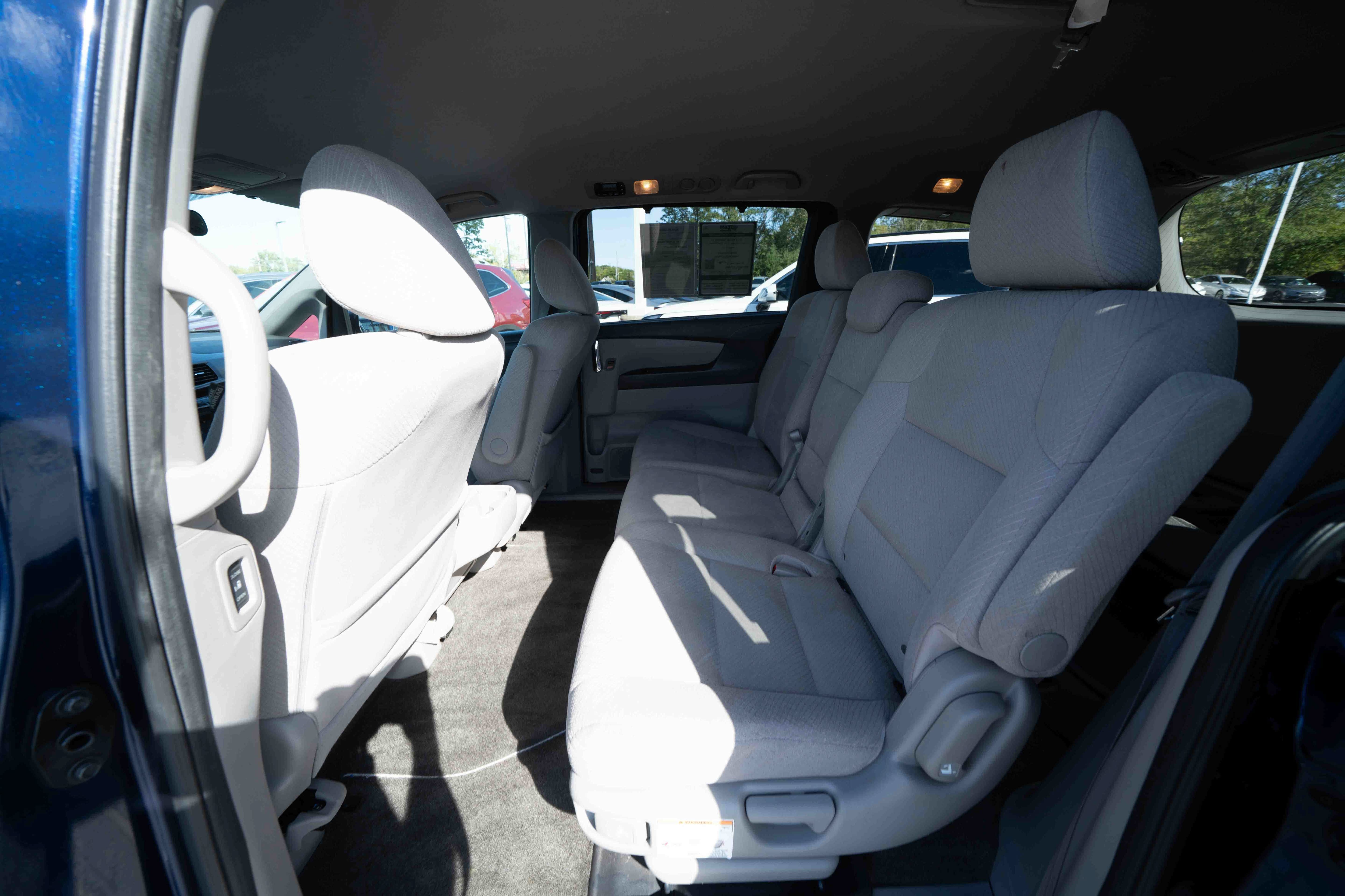 Used 2014 Honda Odyssey EX image 23
