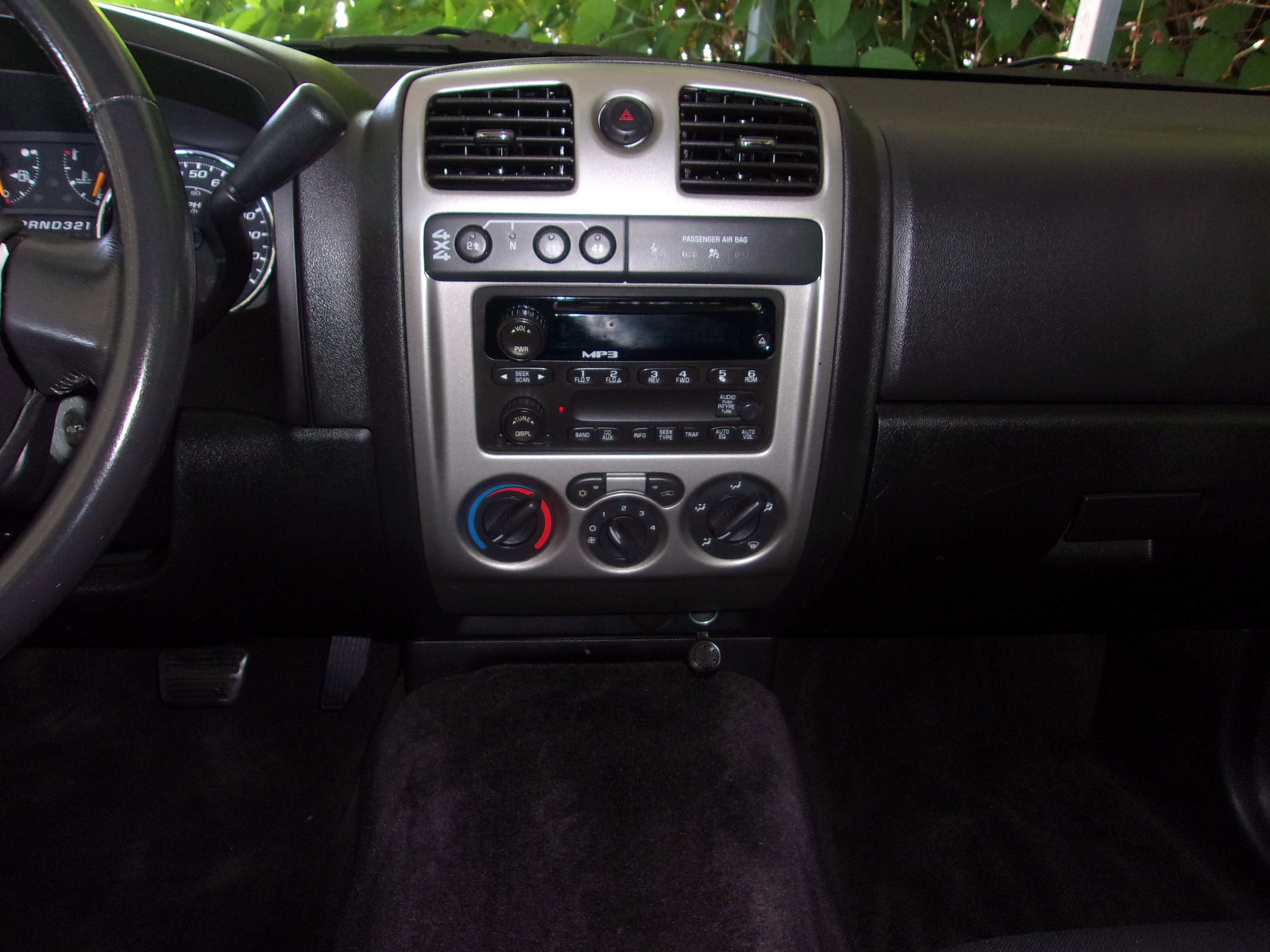 Used 2007 Chevrolet Colorado LT image 21