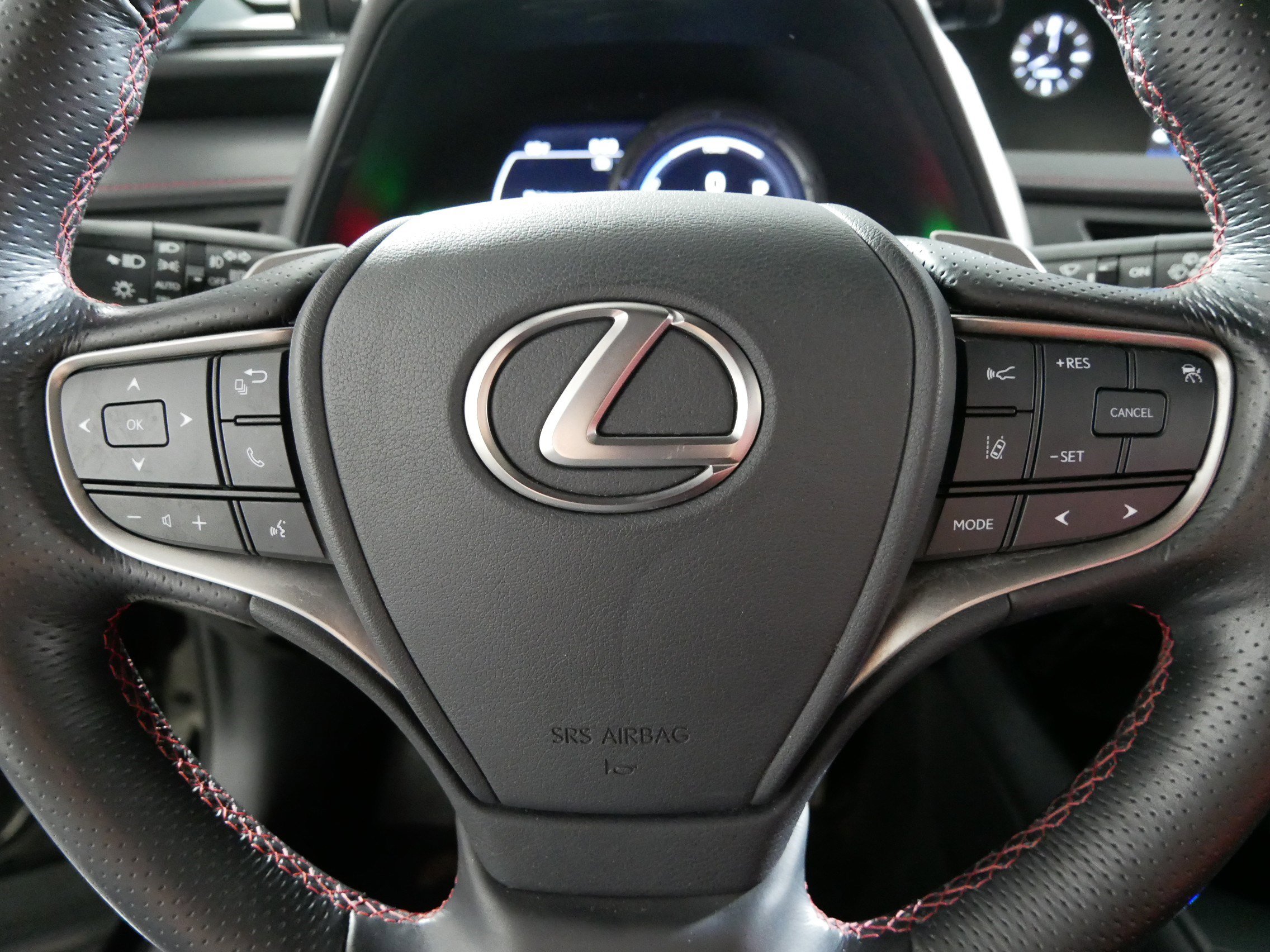 Used 2020 Lexus UX 250h F Sport image 25