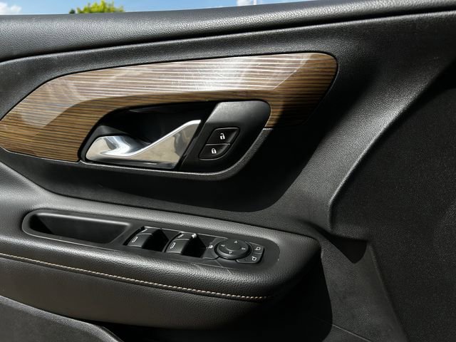 Used 2020 GMC Terrain SLE w/ Driver Convenience Package FWD image 27