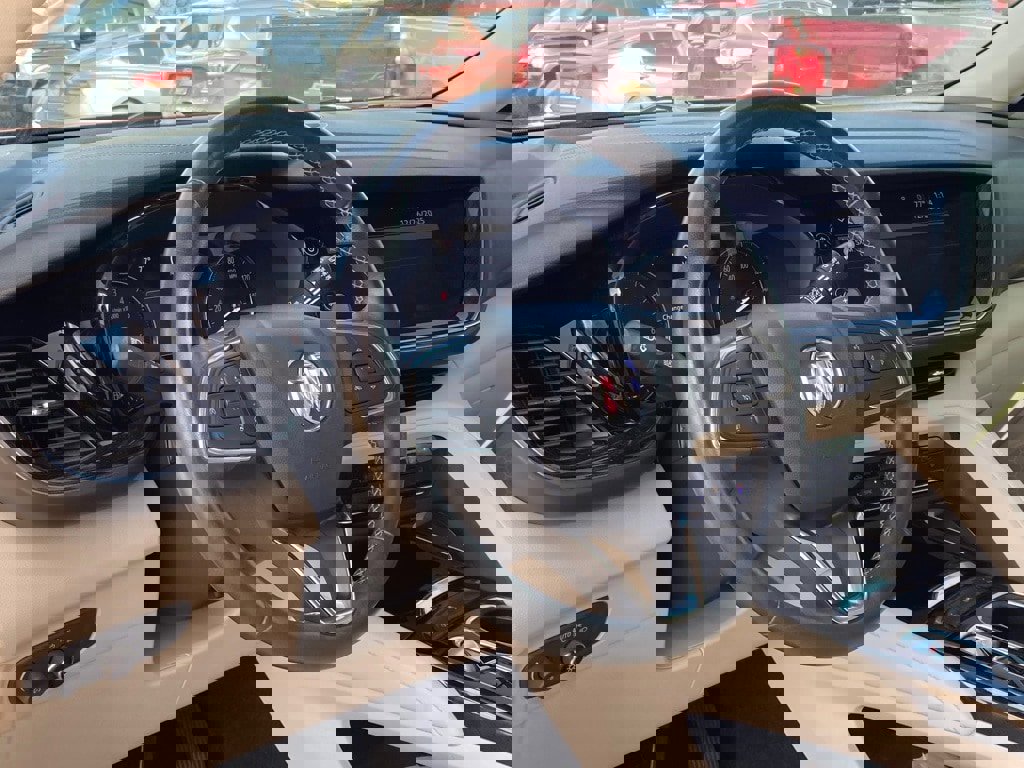 Used 2021 Buick Envision Essence image 9