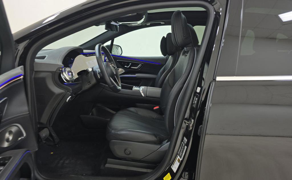 Used 2025 Mercedes-Benz EQS 450+ 4MATIC SUV image 6