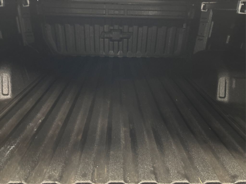 Used 2023 Chevrolet Silverado 1500 LT image 13