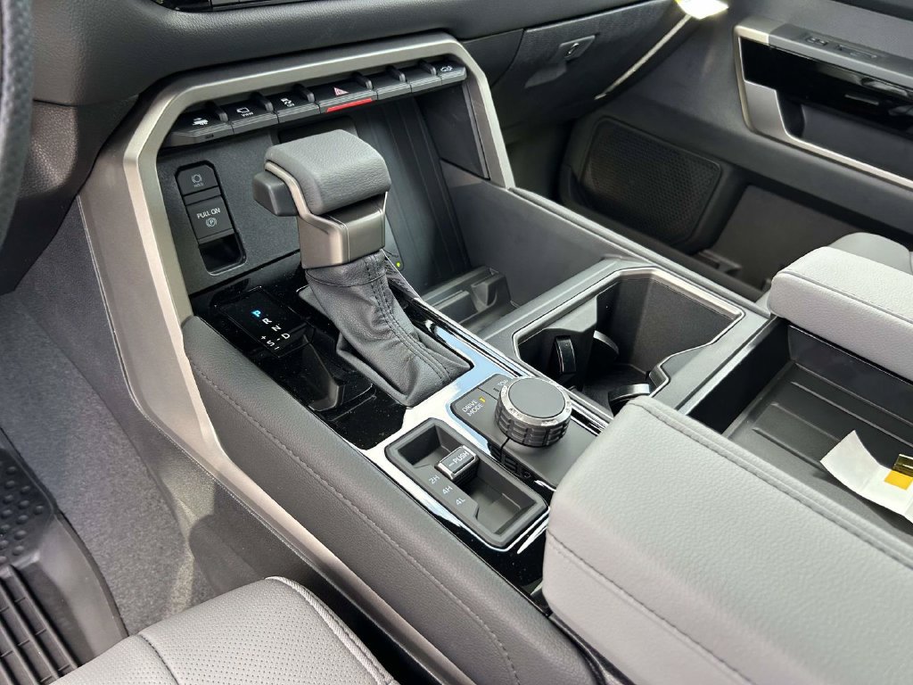 New 2026 Toyota Tundra Limited AWD/4WD image 21