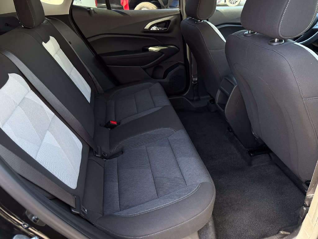 Used 2024 Chevrolet Trax LS w/ Driver Confidence Package FWD image 18