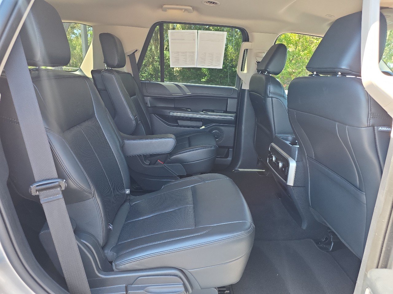 Used 2024 Ford Expedition XLT AWD/4WD image 16