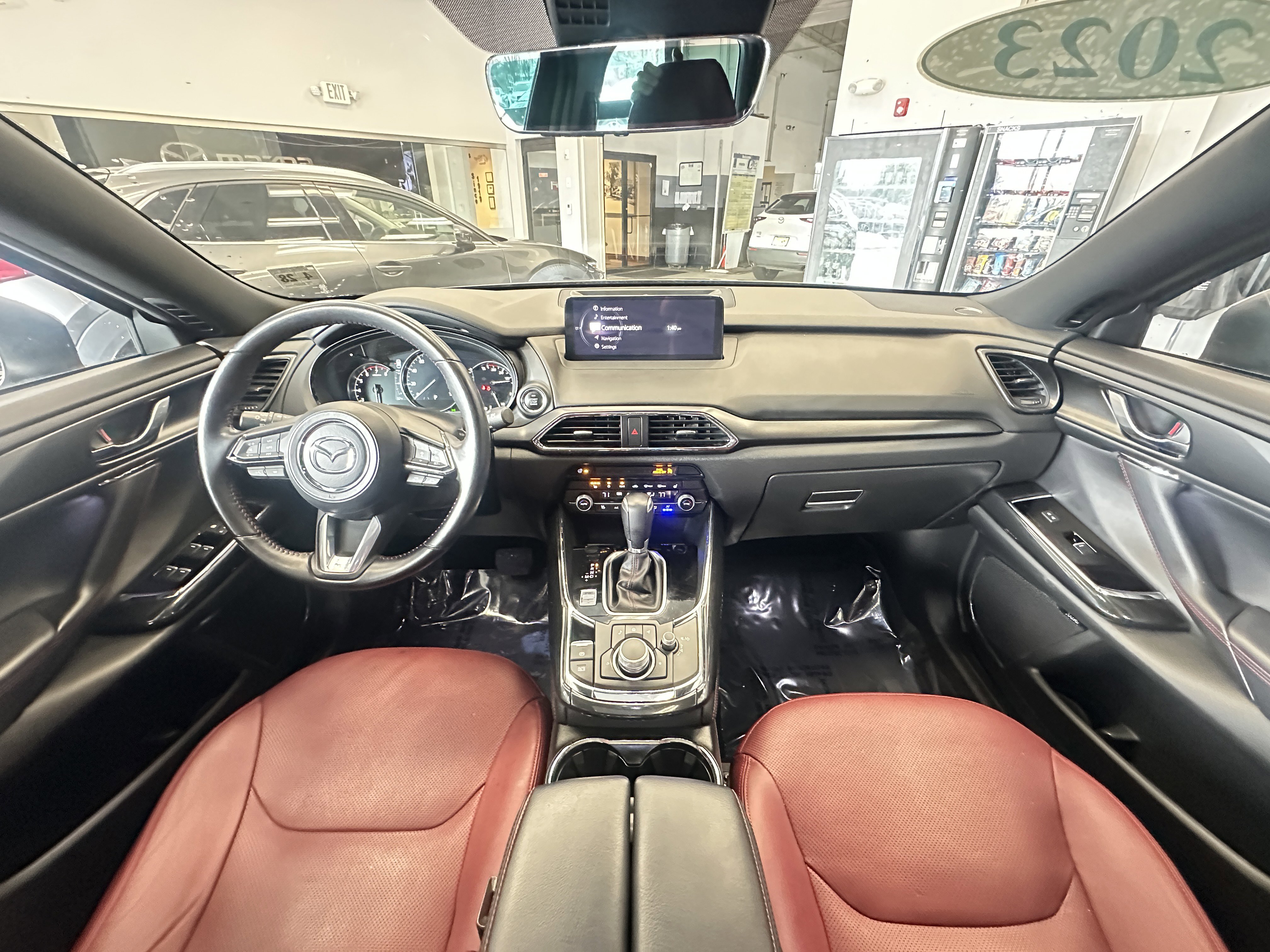 Certified 2023 MAZDA CX-9 Carbon Edition image 17