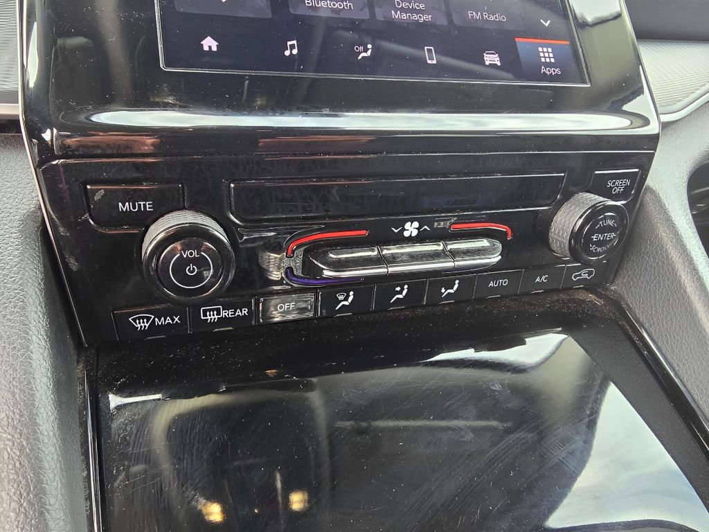 Used 2023 Jeep Grand Cherokee L Laredo image 21