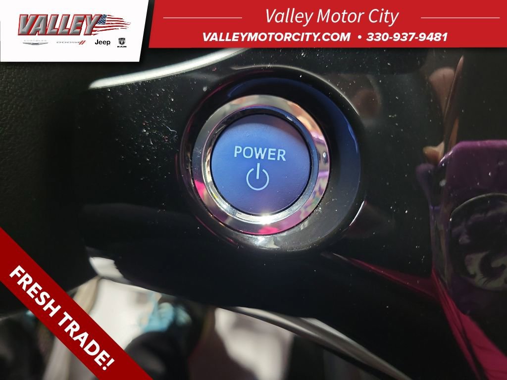 Used 2022 Toyota Prius LE image 38