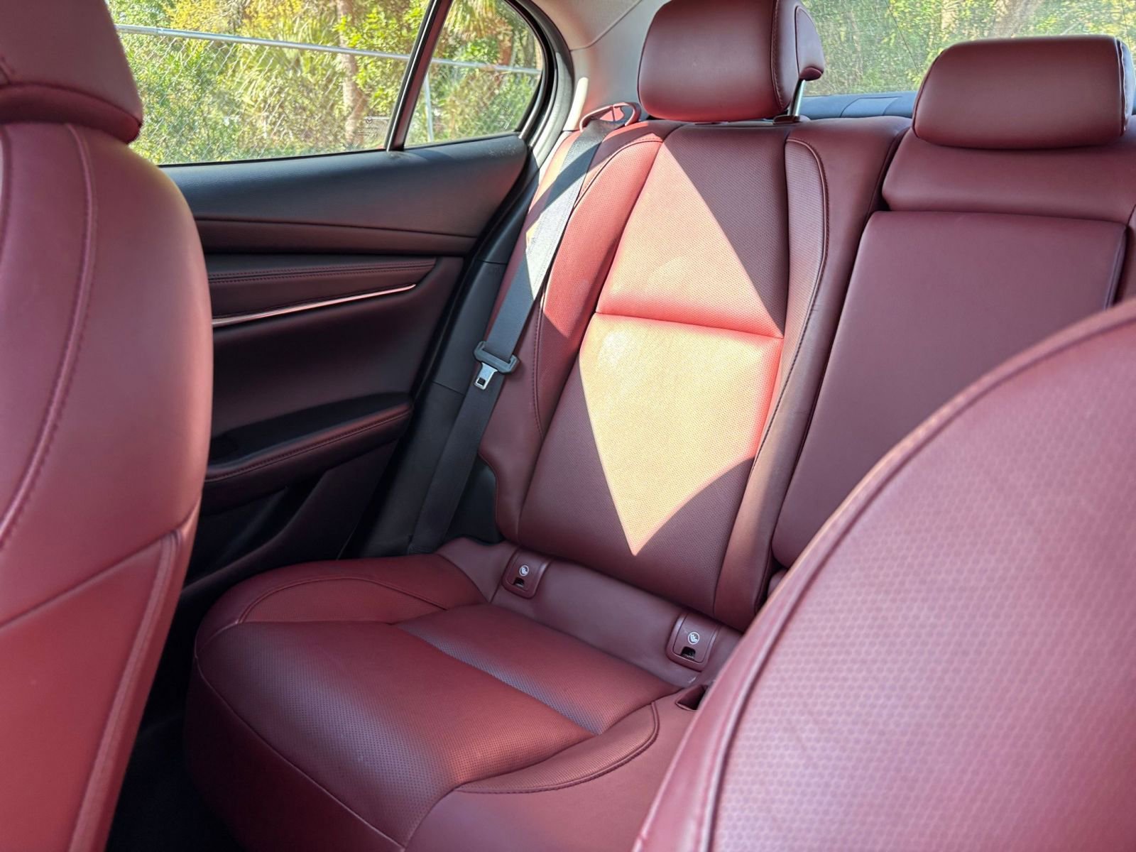 Used 2025 MAZDA MAZDA3 s image 41