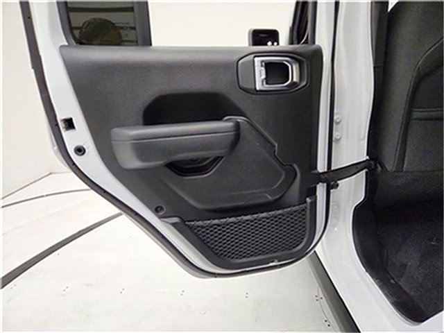 Used 2024 Jeep Wrangler Willys image 20