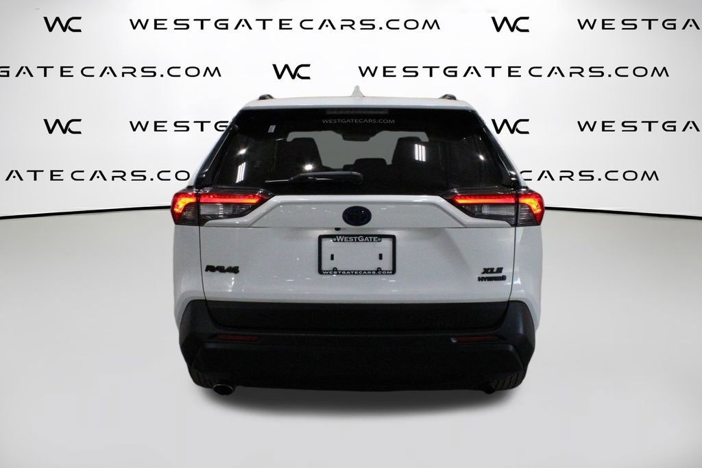 Used 2019 Toyota RAV4 XLE image 7