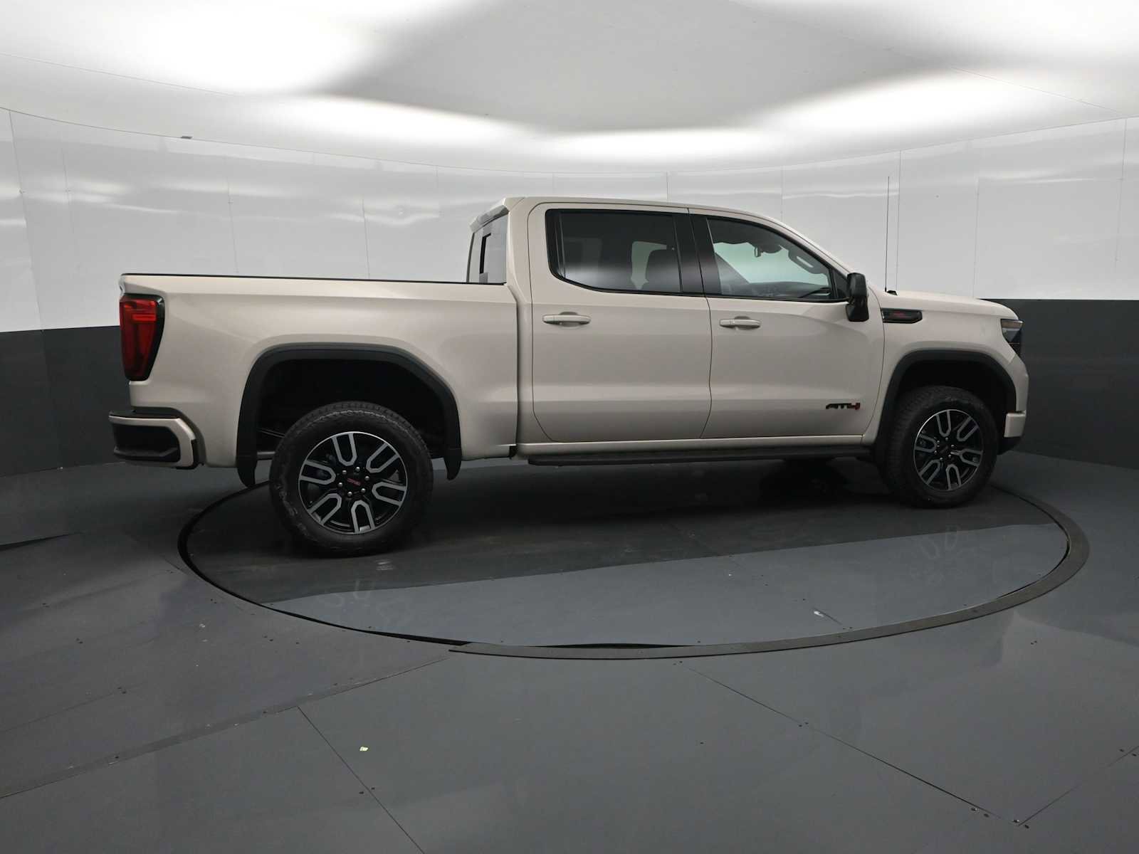 New 2026 GMC Sierra 1500 AT4 AWD/4WD image 8