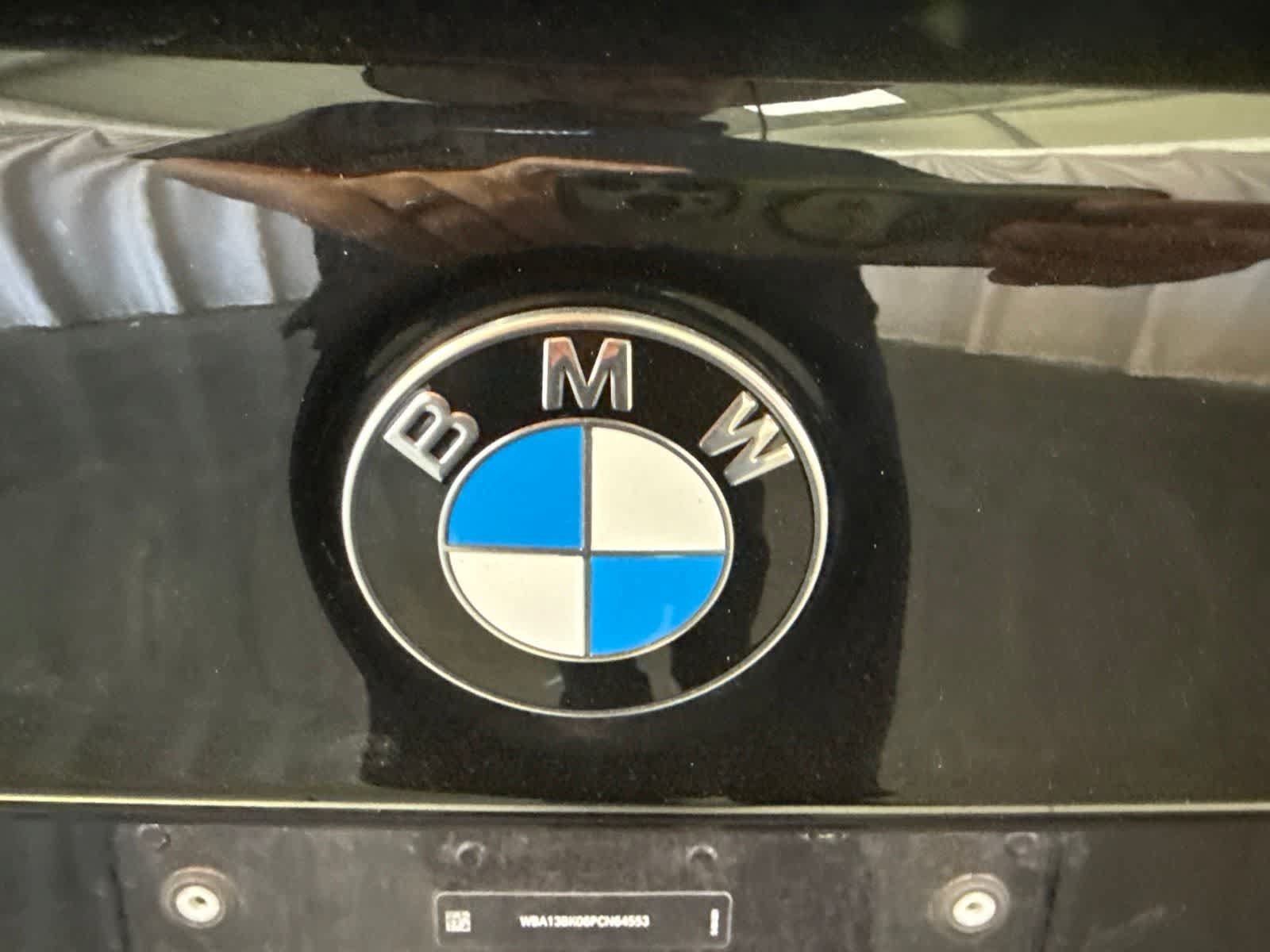 Used 2023 BMW M550i xDrive w/ Executive Package AWD/4WD image 13