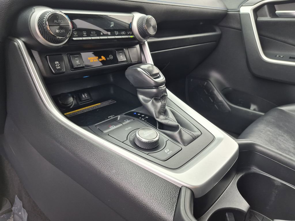 Used 2019 Toyota RAV4 XSE image 10