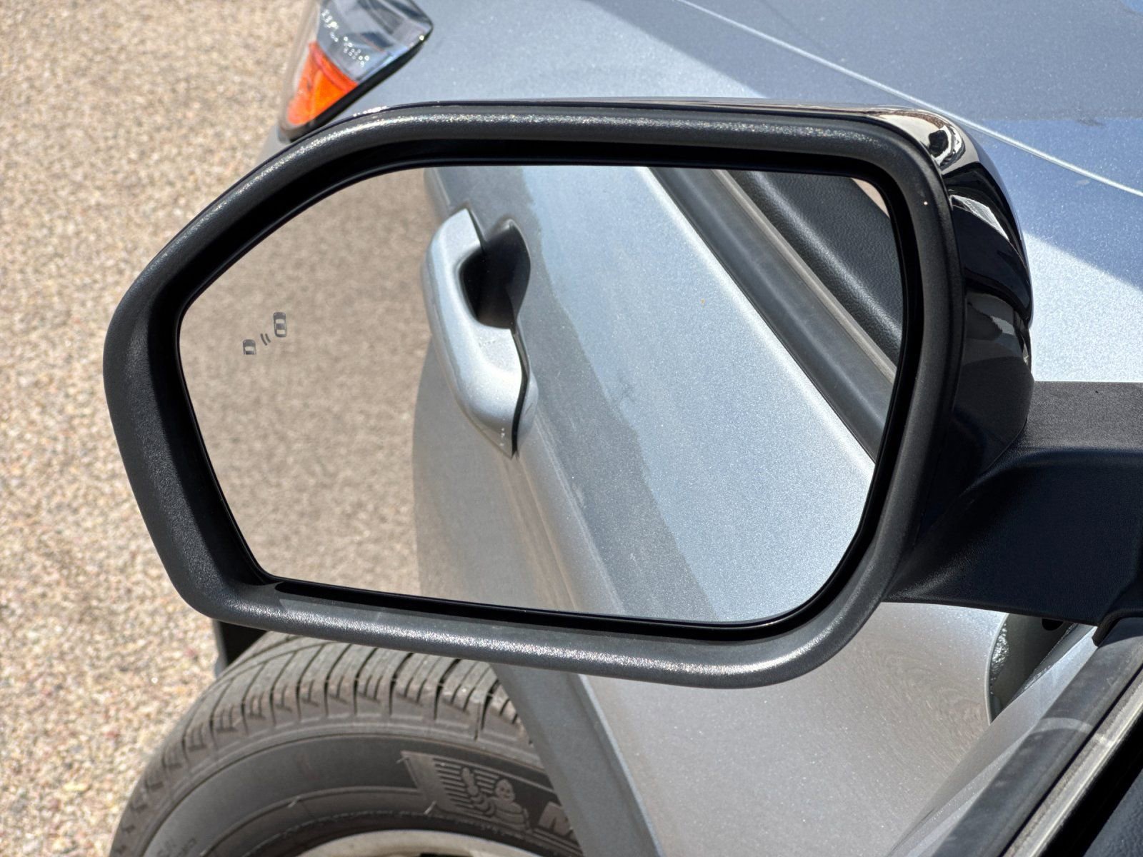 Used 2024 Ford Explorer XLT w/ Equipment Group 202A image 33