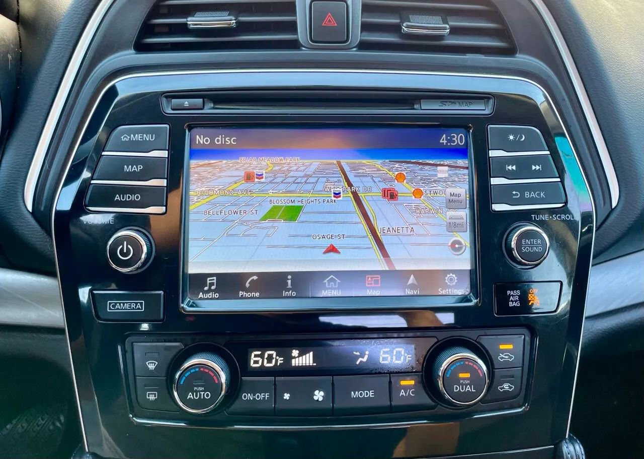 Used 2017 Nissan Maxima 3.5 S image 24
