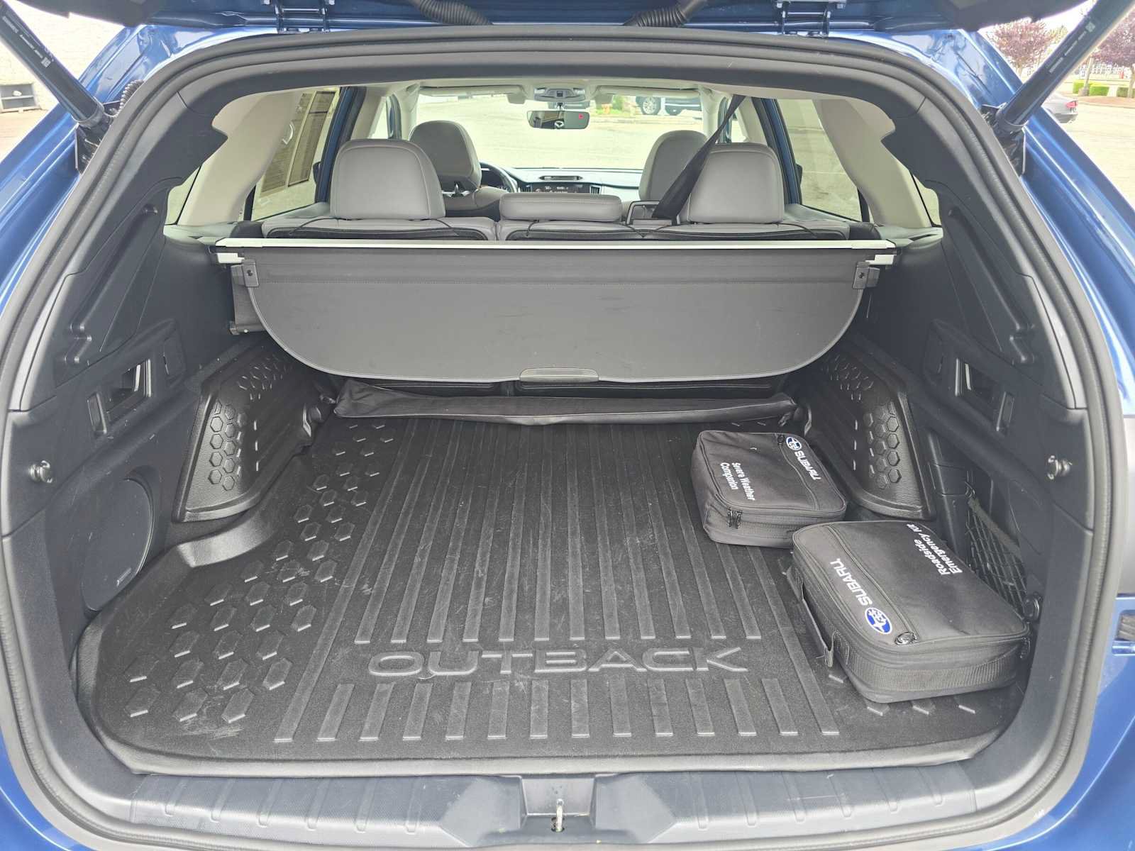 Used 2022 Subaru Outback Limited AWD/4WD image 14