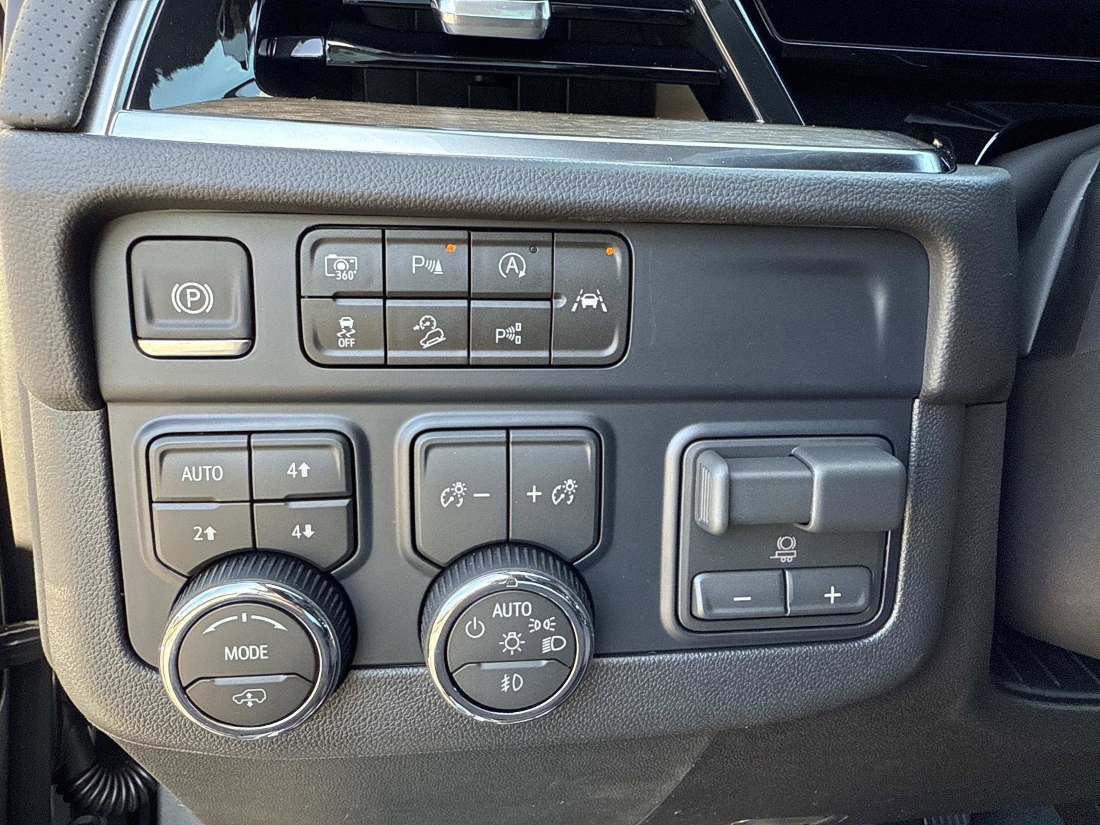 New 2026 Chevrolet Tahoe High Country image 33