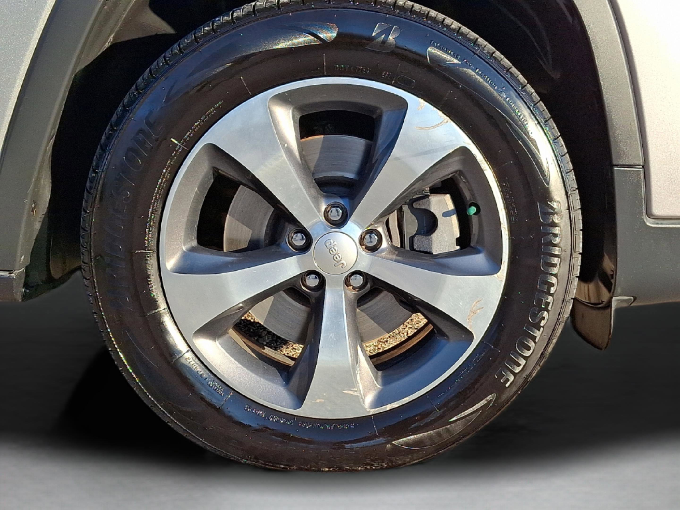 Certified 2019 Jeep Cherokee Limited image 8