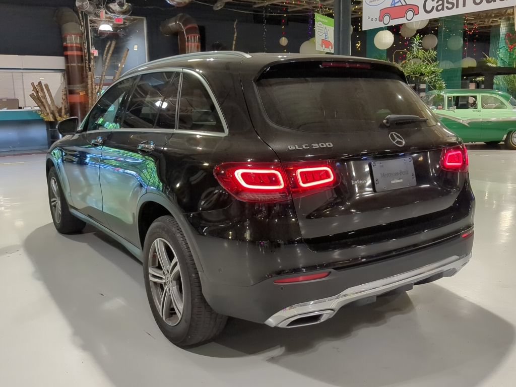 Used 2021 Mercedes-Benz GLC 300 4MATIC image 10