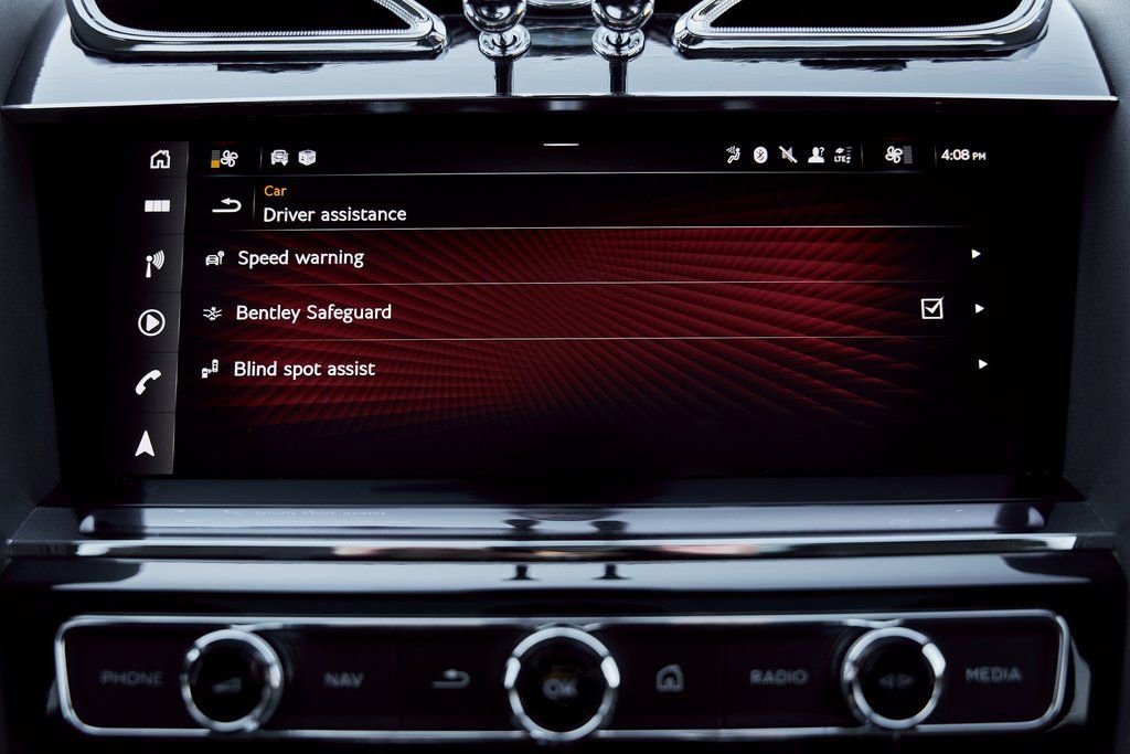 Used 2022 Bentley Bentayga image 77