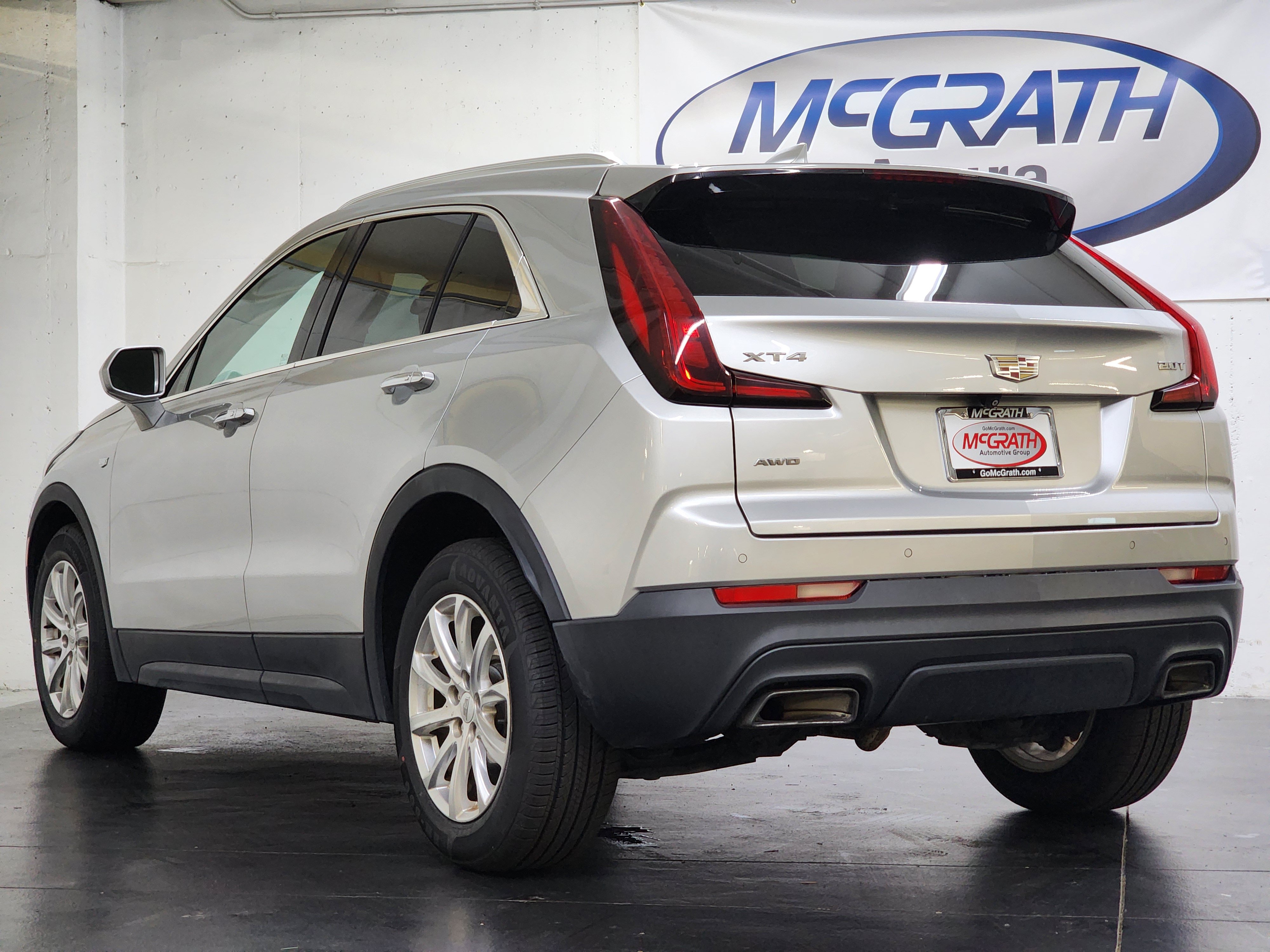 Used 2019 Cadillac XT4 Luxury AWD/4WD image 9