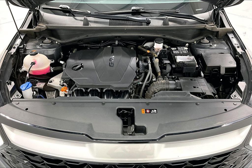 Used 2024 Kia Sportage EX image 12