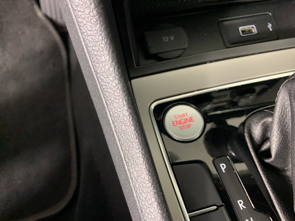 Used 2020 Volkswagen Passat 2.0T SE image 18