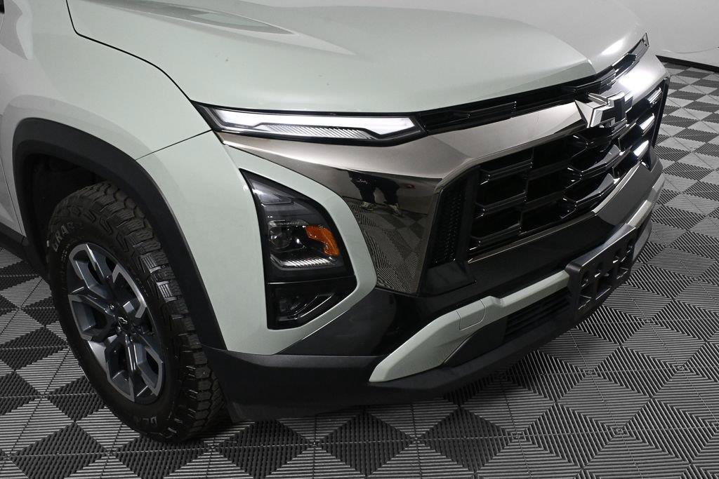 Used 2026 Chevrolet Equinox ACTIV w/ Safety and Technology Package AWD/4WD image 30