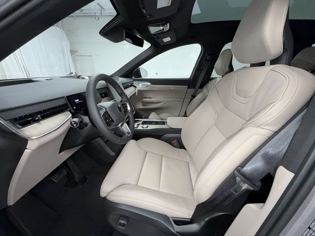 New 2026 Volvo EX90 Ultra image 13