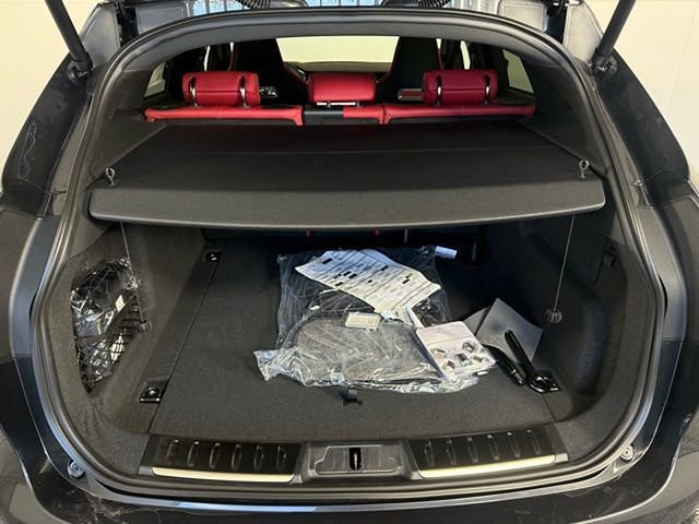 New 2026 Jaguar F-PACE R-Dynamic S image 17