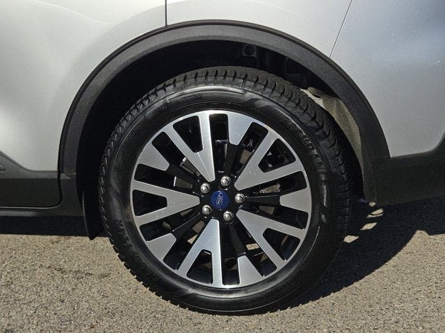 Used 2020 Ford Escape SEL AWD/4WD image 14