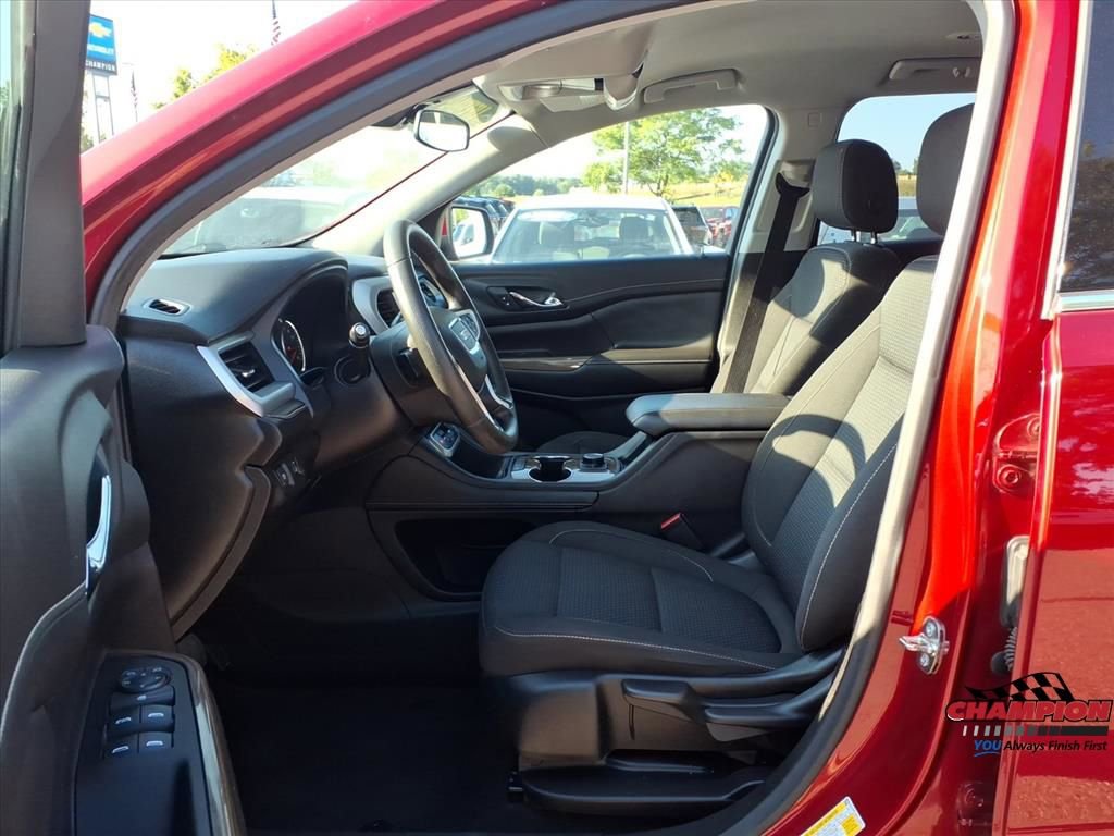 Used 2023 GMC Acadia SLE image 23