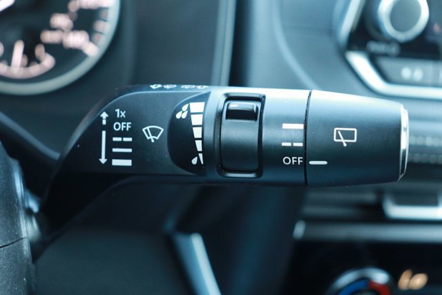 Used 2023 Nissan Rogue SV image 23