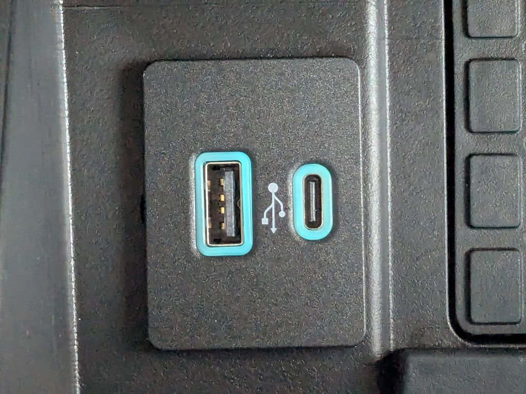 Used 2024 Ford Expedition XLT image 26