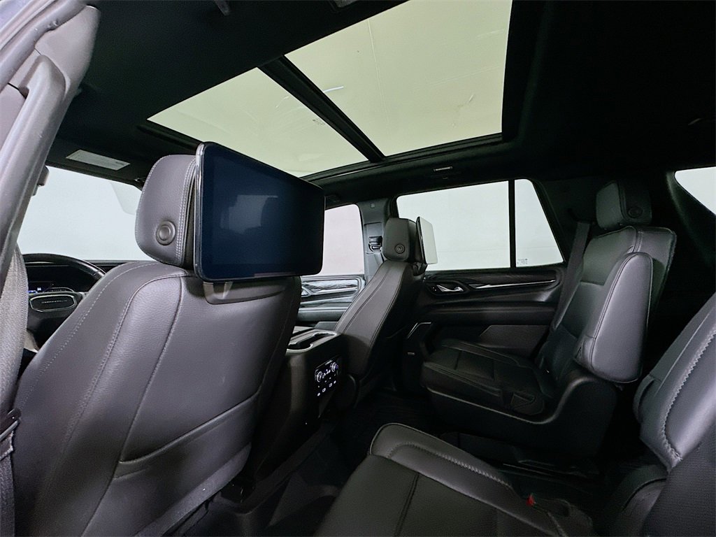 Used 2021 GMC Yukon Denali w/ Denali Premium Package image 13