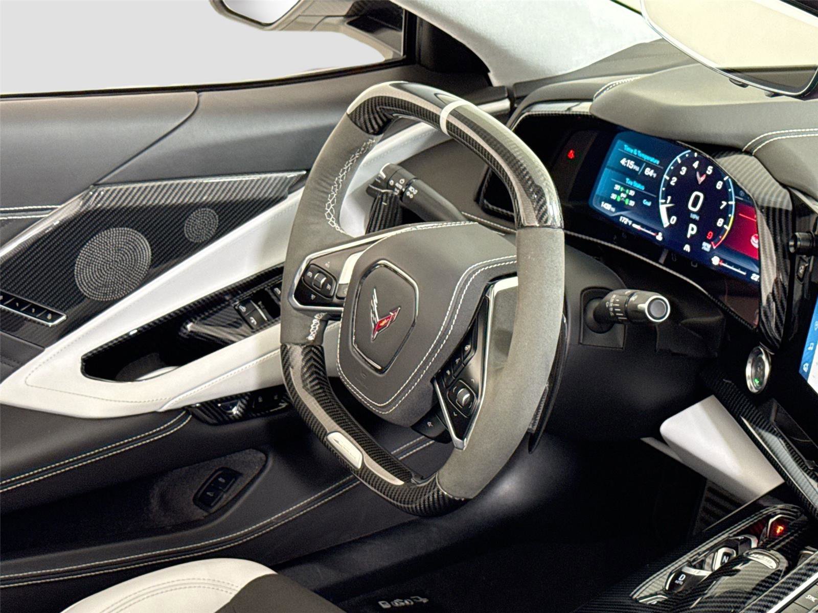 Used 2025 Chevrolet Corvette Z06 RWD image 29