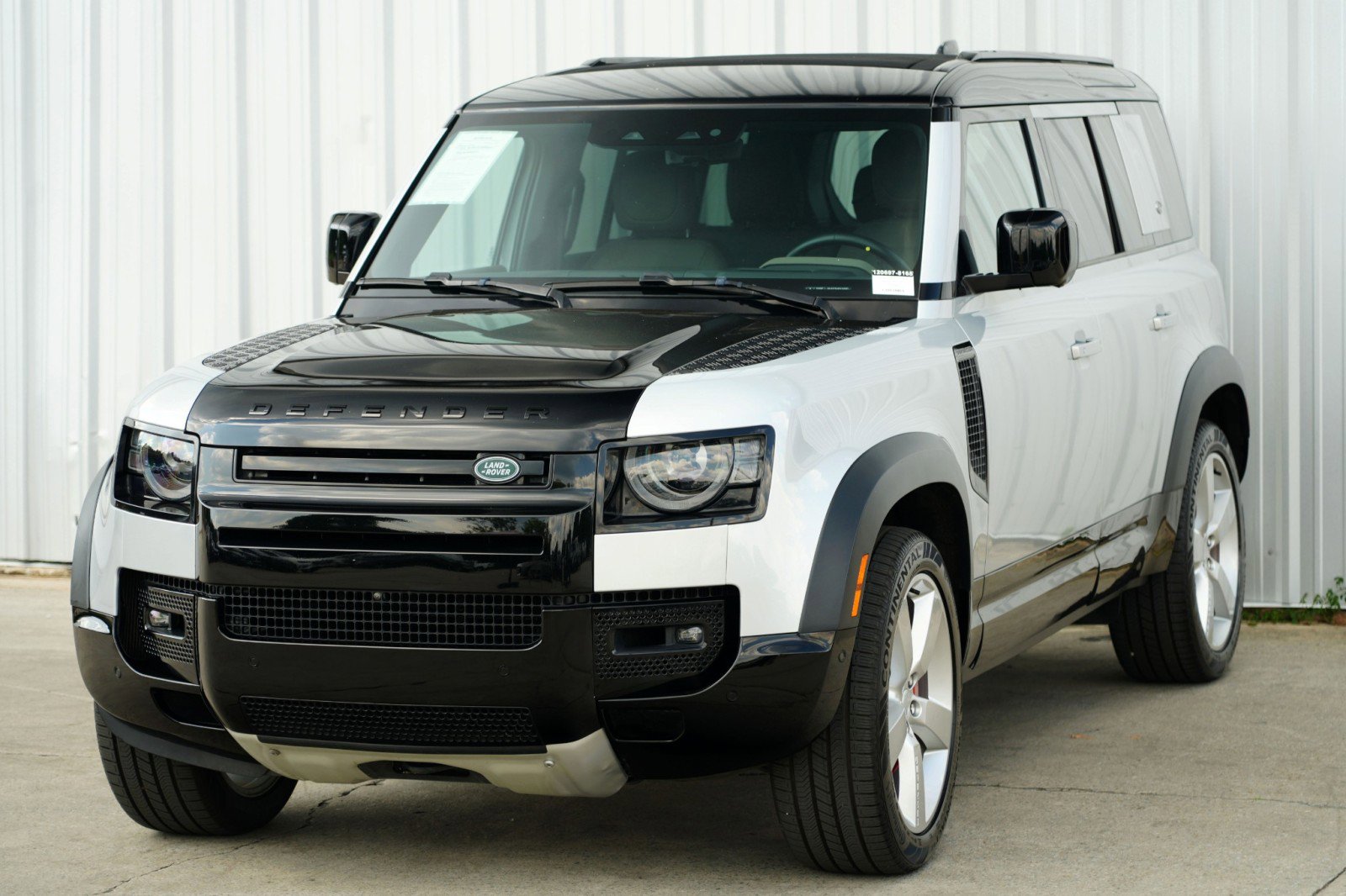 Used 2023 Land Rover Defender 110 X image 51