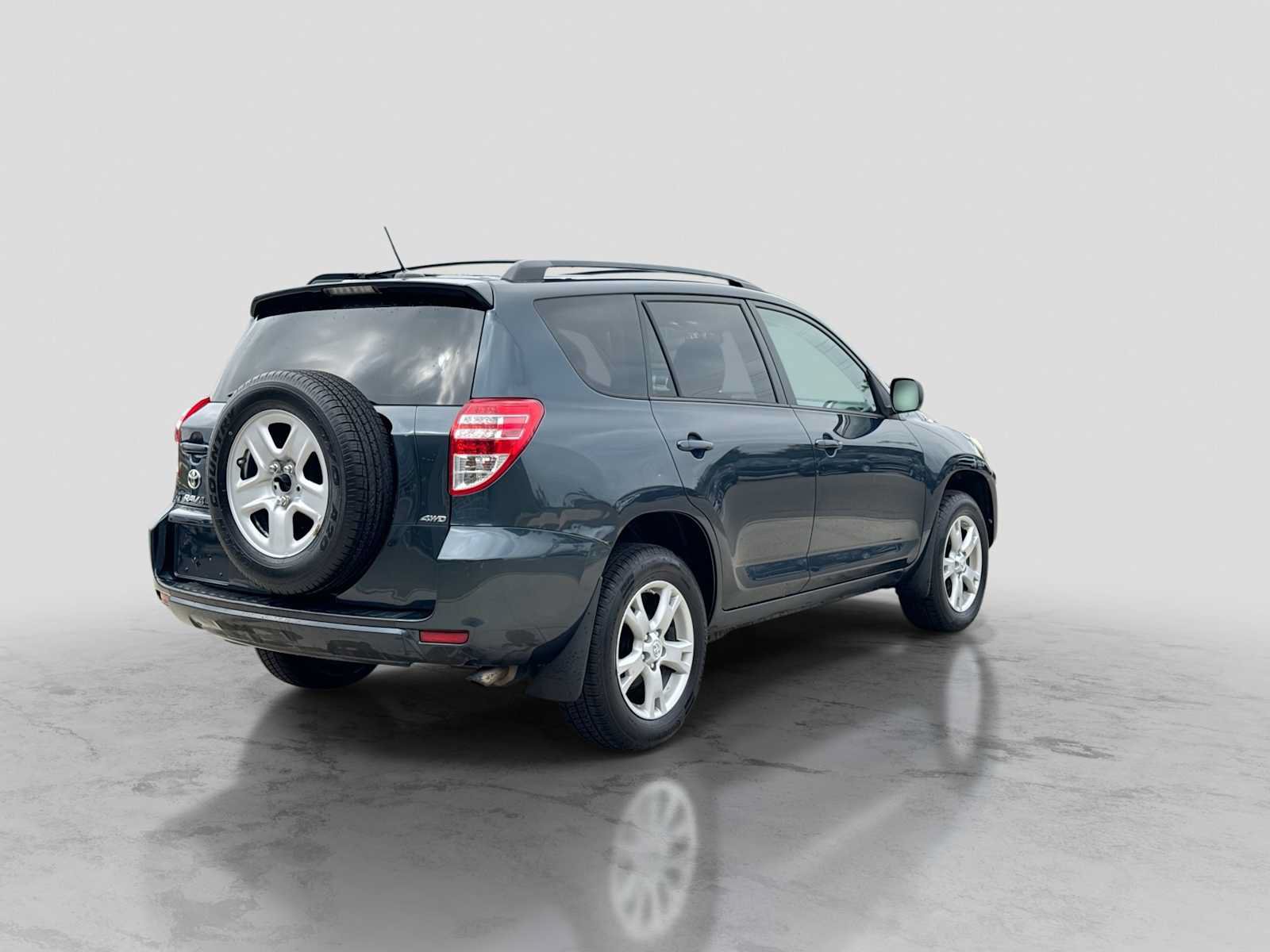 Used 2012 Toyota RAV4 4WD w/ Upgrade Value Pkg image 6