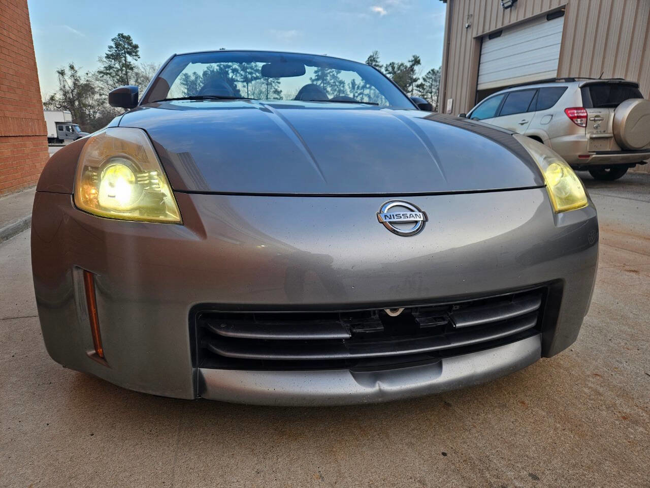 Used 2006 Nissan 350Z Touring image 22