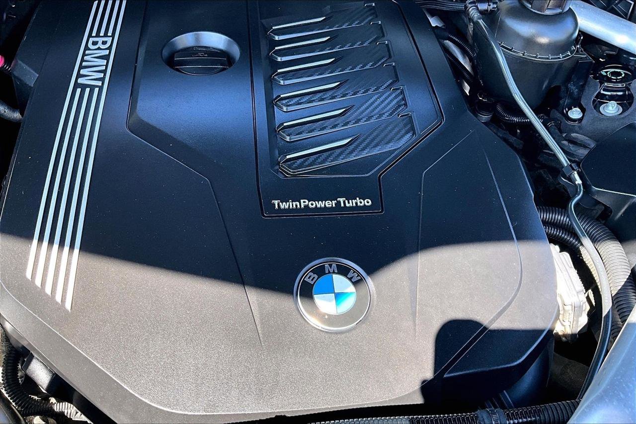 Used 2019 BMW X7 xDrive40i w/ Premium Package AWD/4WD image 32